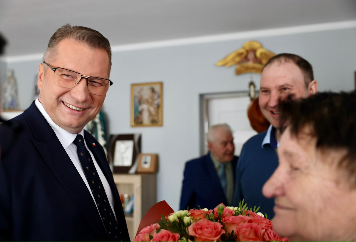 Prawo i Sprawiedliwość tweet media