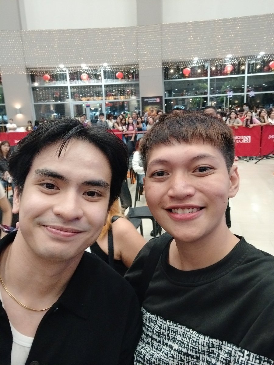 _onlyjohnnn's tweet photo. Looking forward sa OYE Series mo and when ulit tayo maglalaro sa Break Out Room @thejairusaquino? 

HAPPY JAIRUS DAY

#JairusTurns27 | #JairusAquino https://t.co/VanNbV1q1t
