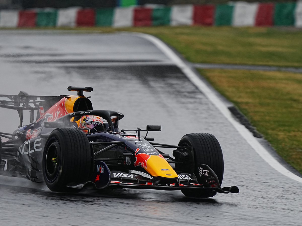 z4_3939's tweet photo. 充実

#F1タイヤテスト https://t.co/XwZC4d6v8s