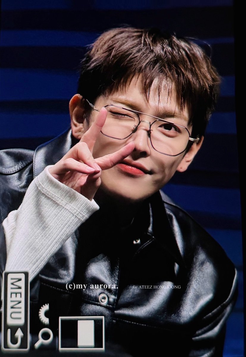 𝗺𝘆 𝗮𝘂𝗿𝗼𝗿𝗮. tweet media