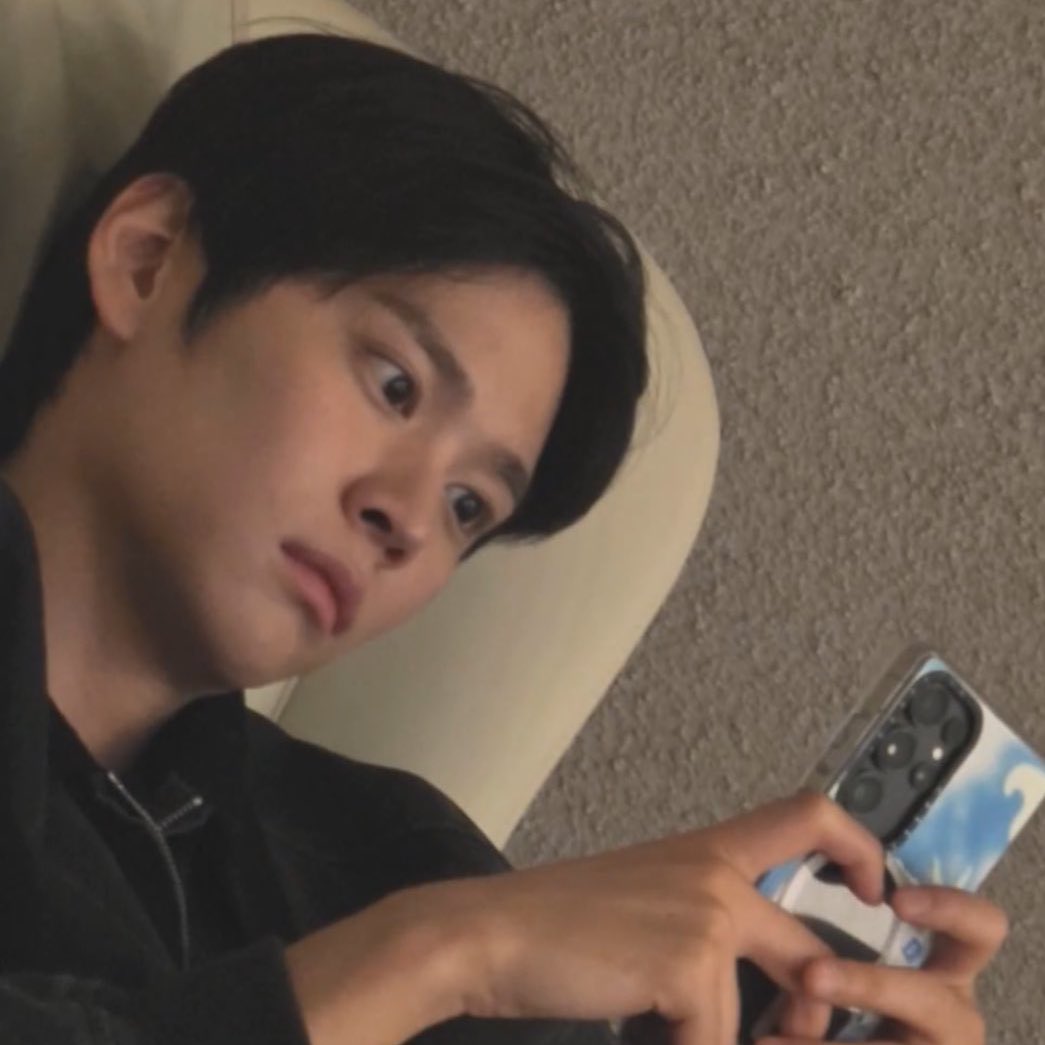 팡⟆ ˙⋆✮ tweet media