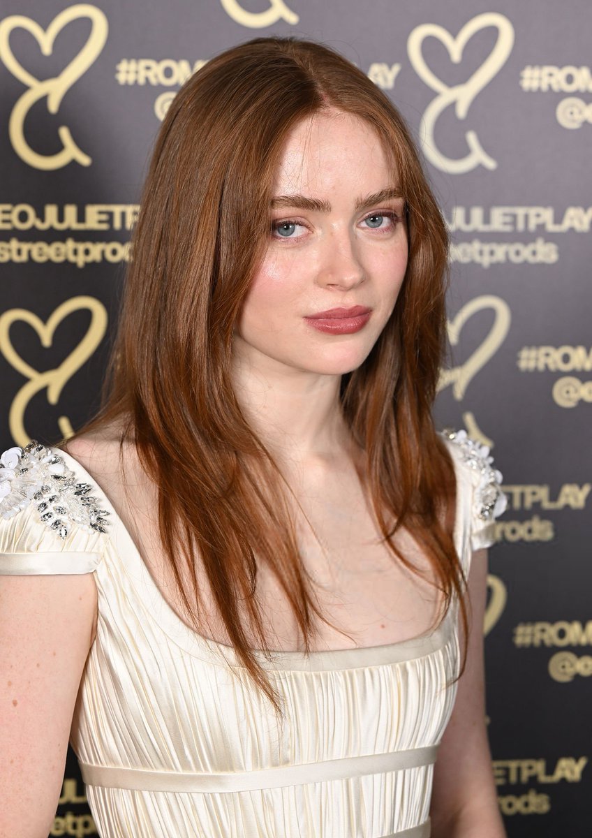 Sadie Sink Brasil tweet media