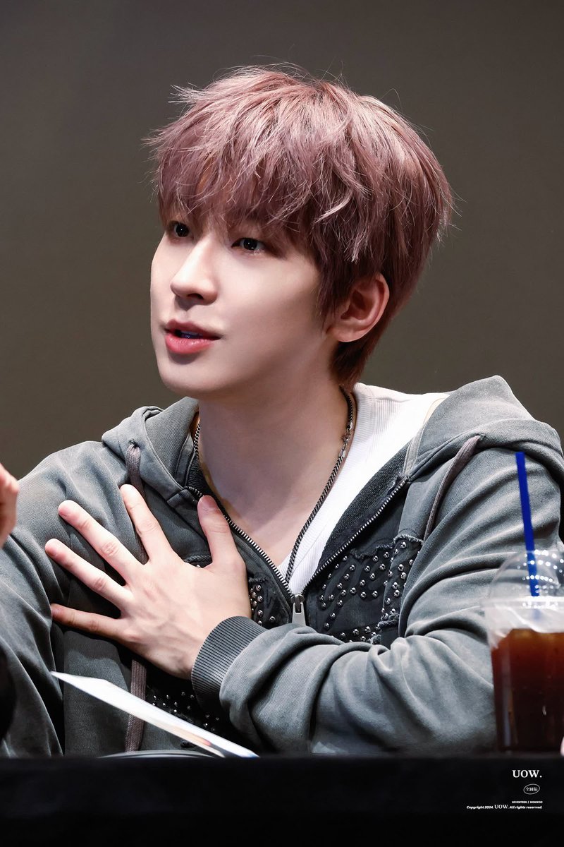 𝗋𝖾𝖼𝗍𝗈𝗋 tweet media