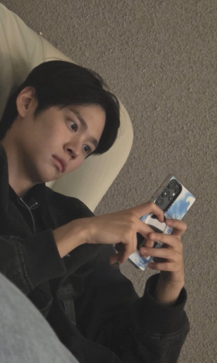 돌바 tweet media