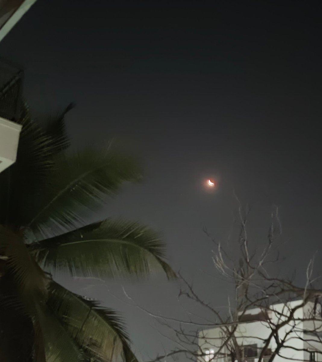 چشمِ نم tweet media