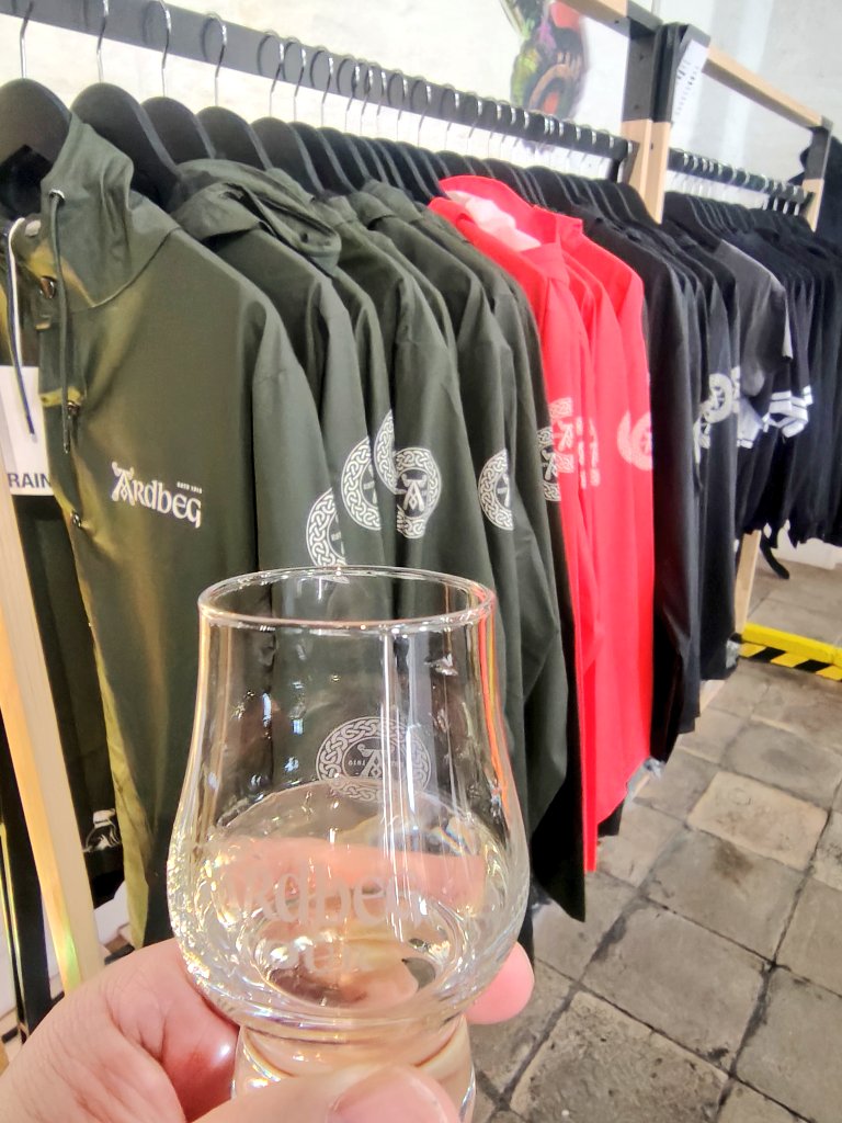 massaa 🗼🍣🍹🍧 tweet media