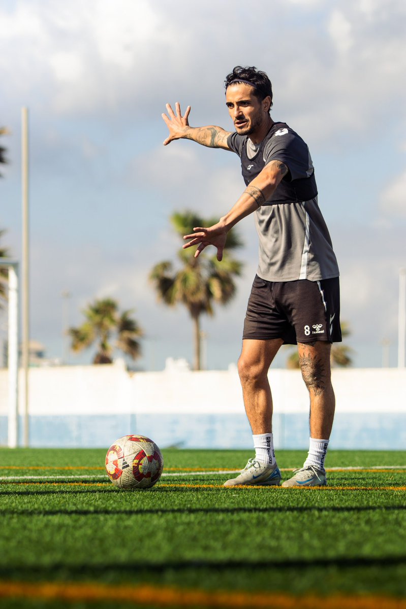 Real Balompédica Linense tweet media