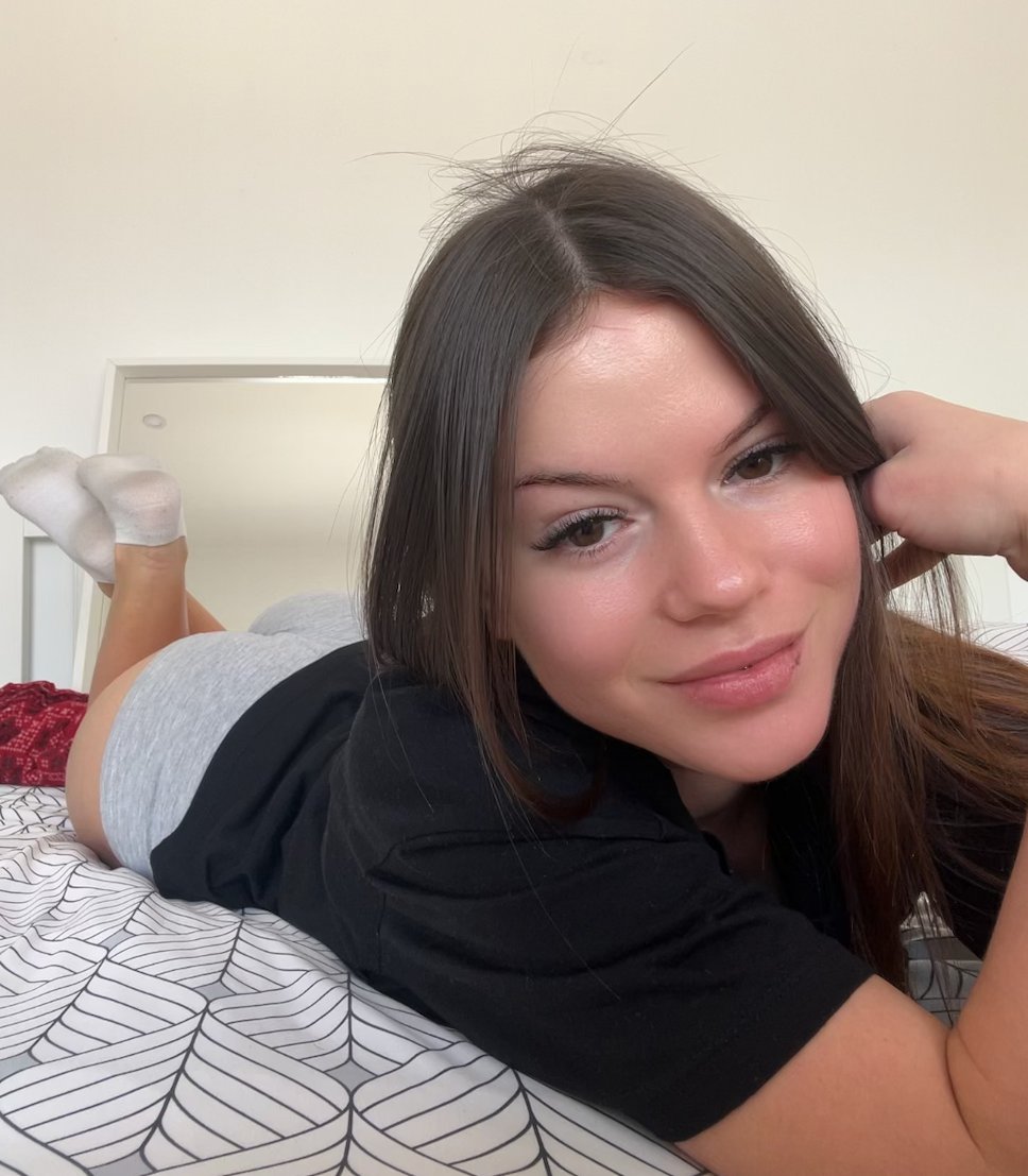 Perri 💙 OF creator tweet media