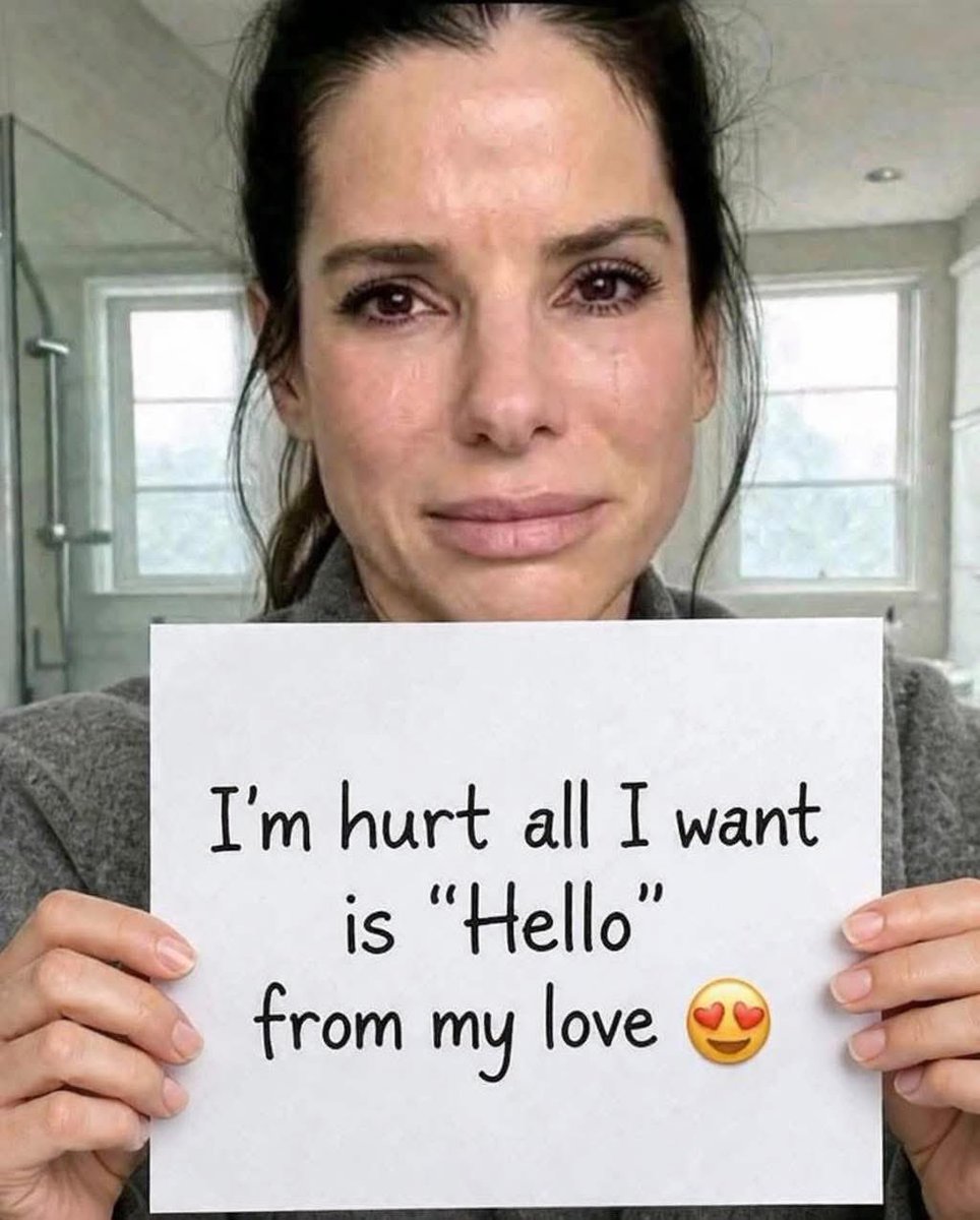 Sandra Bullock tweet media
