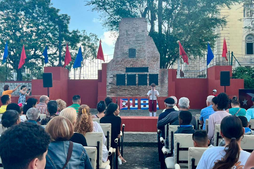 #VillaClara| 🙍‍♀️🙍‍♂️ Celebra Palacio de Pioneros José Luis Miranda su 65 aniversario.

goo.su/kK4K6b