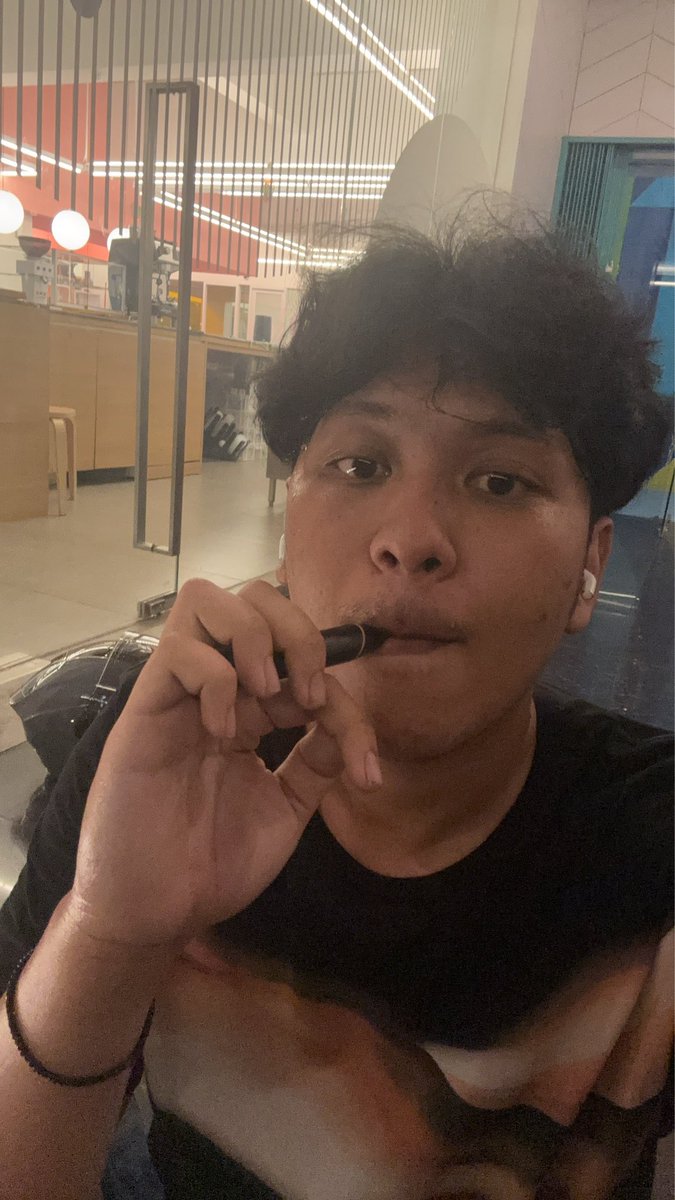 dreandddd tweet media