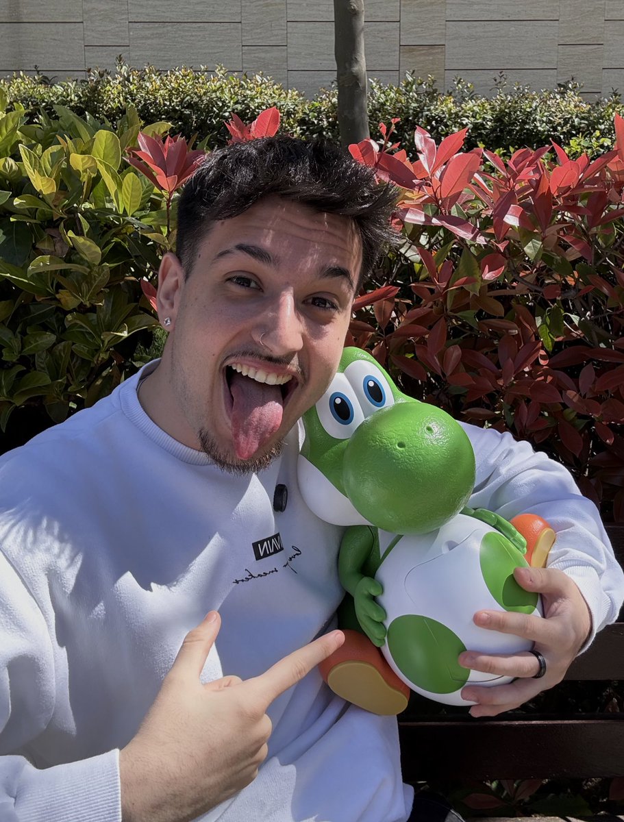 AlexCastleZ tweet media