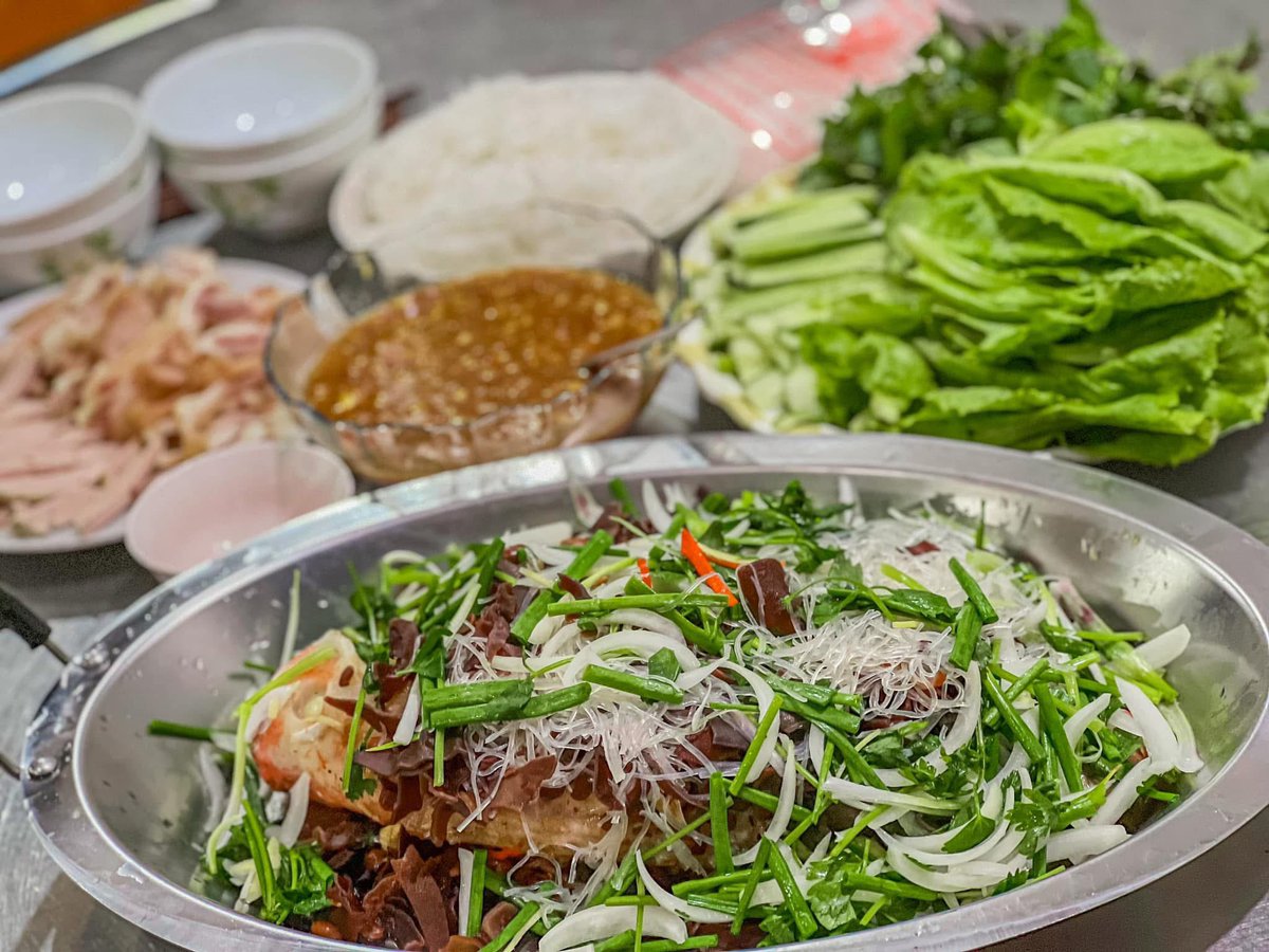 Huyền Trang tweet media