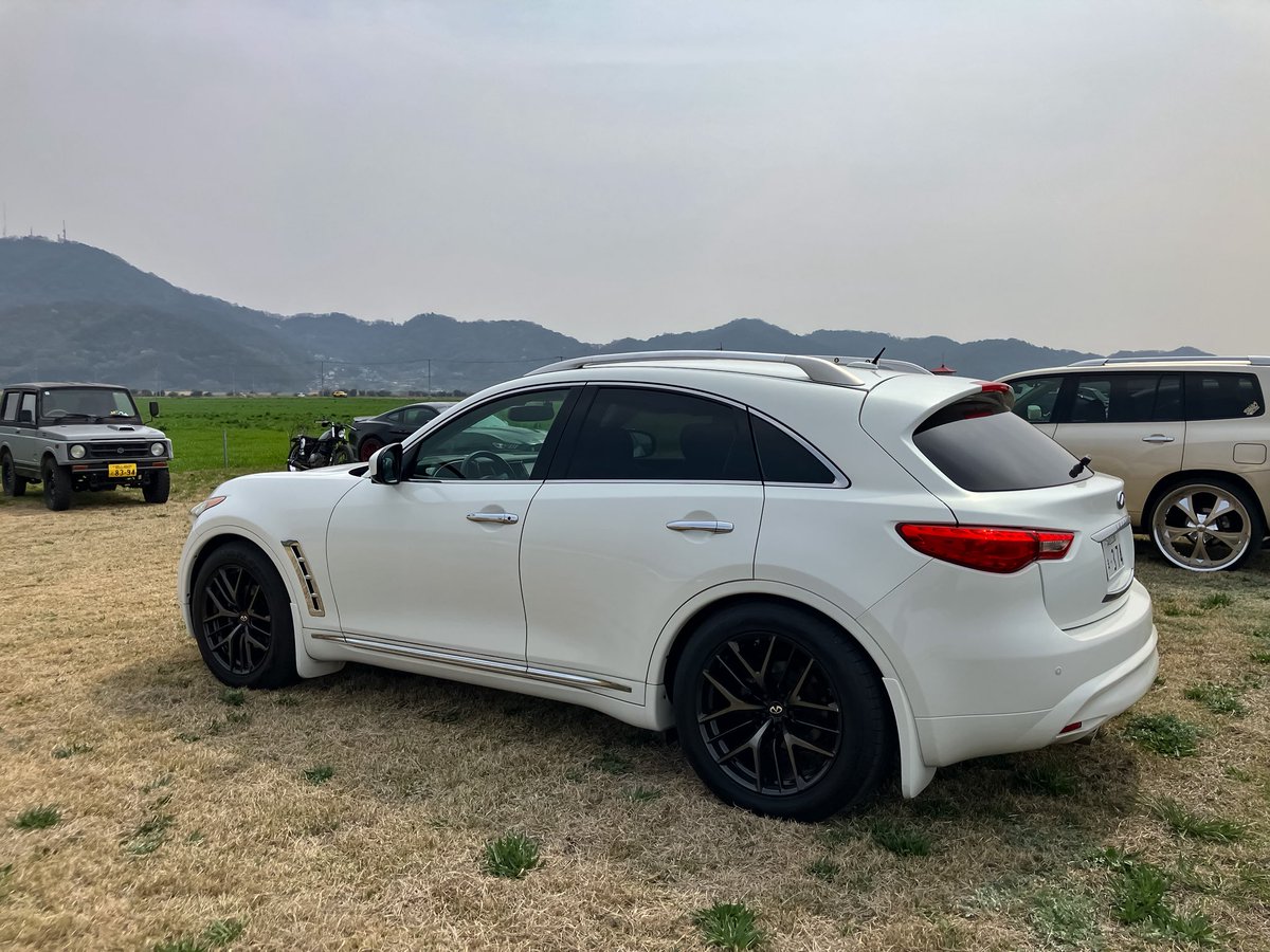 garage374 tweet media