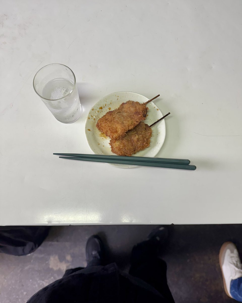 katanoeiji's tweet image. 野毛でFF….焼酎ロックでフライイネ！ヨコハマ！

#福田フライ
#野毛
#ヨコハマ

@eijikatano
#アニチューブ
#片野英児