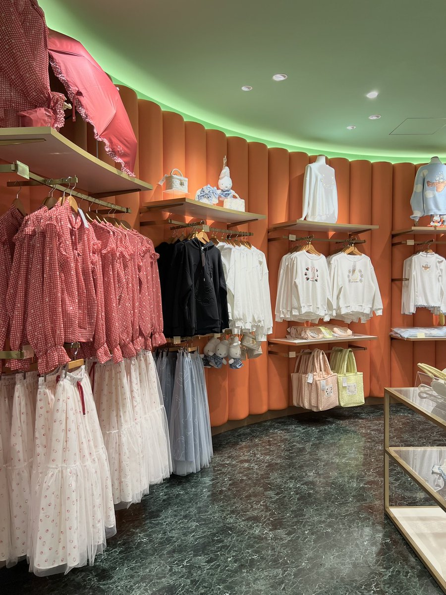 エリー tweet media