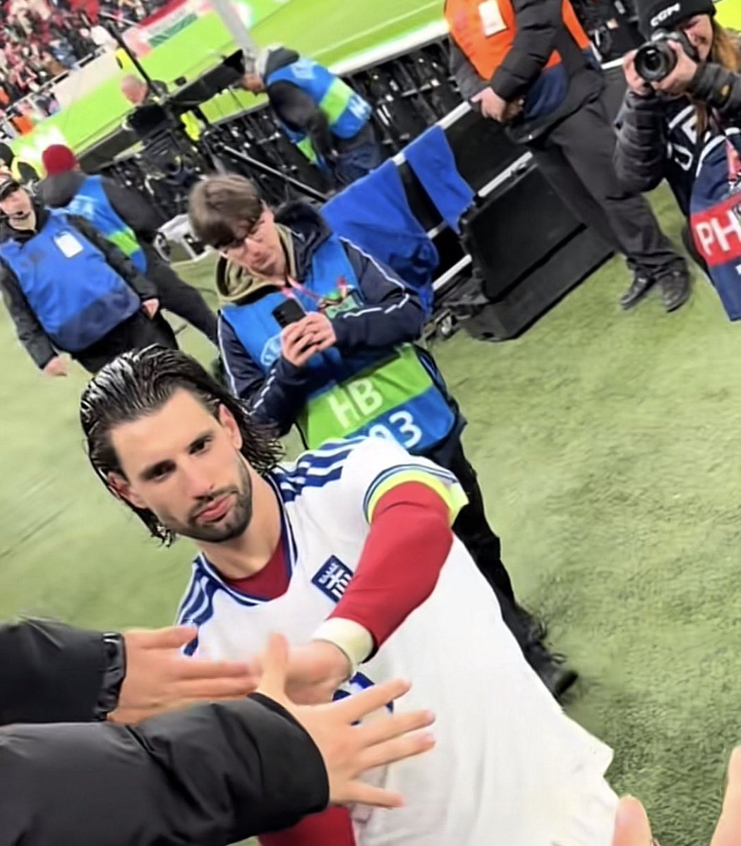 cat 🐆 tweet media