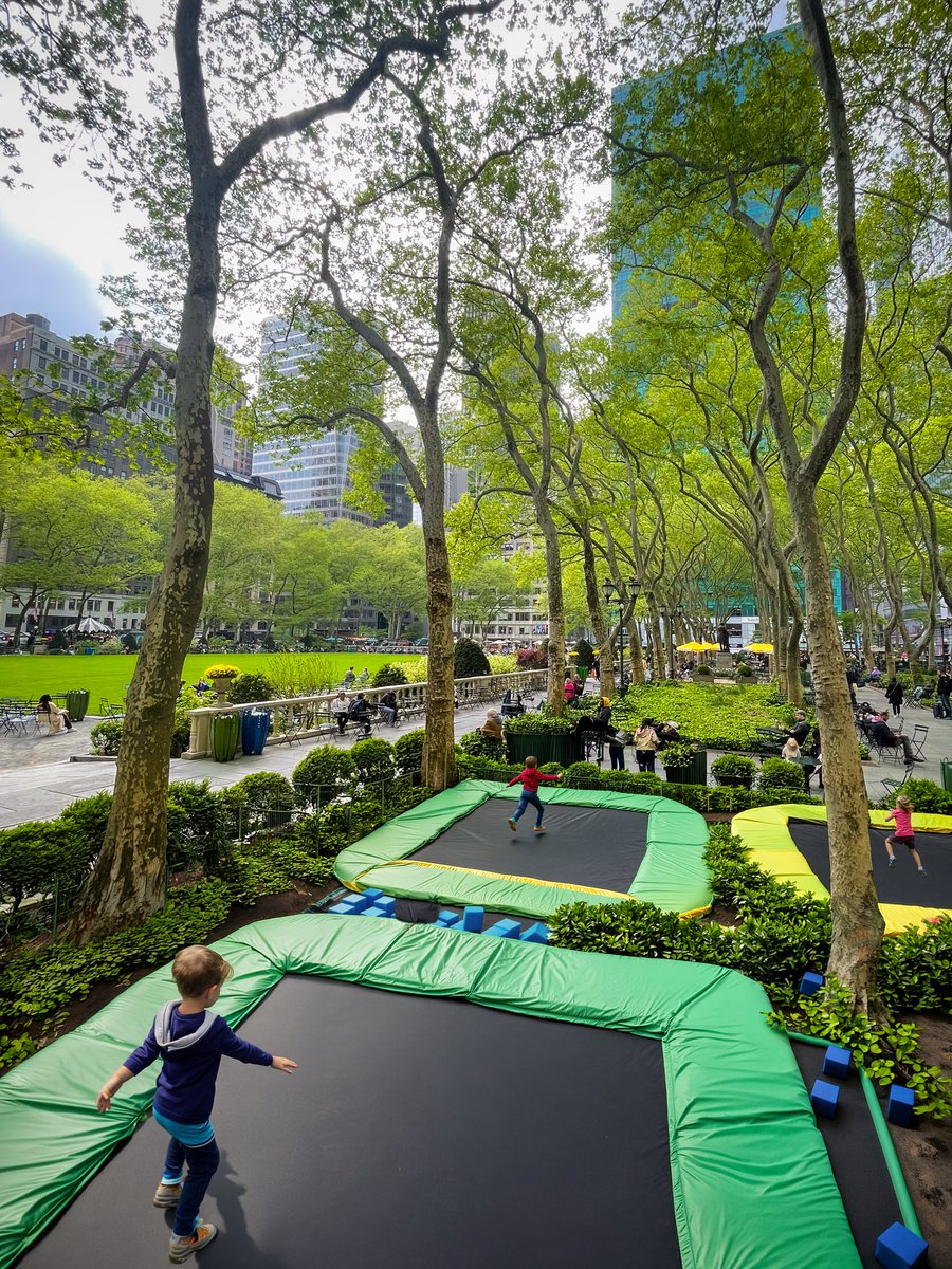 Bryant Park tweet media