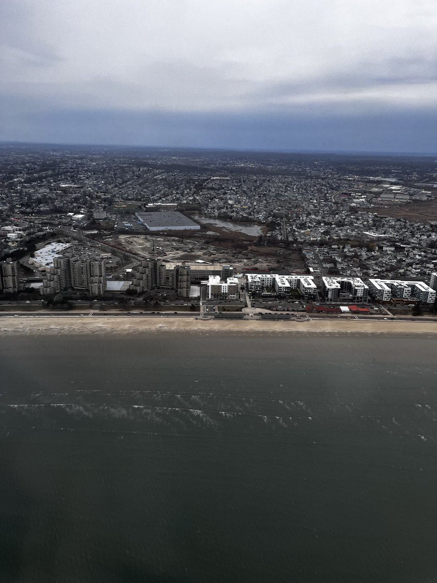 Htownfinfan tweet media