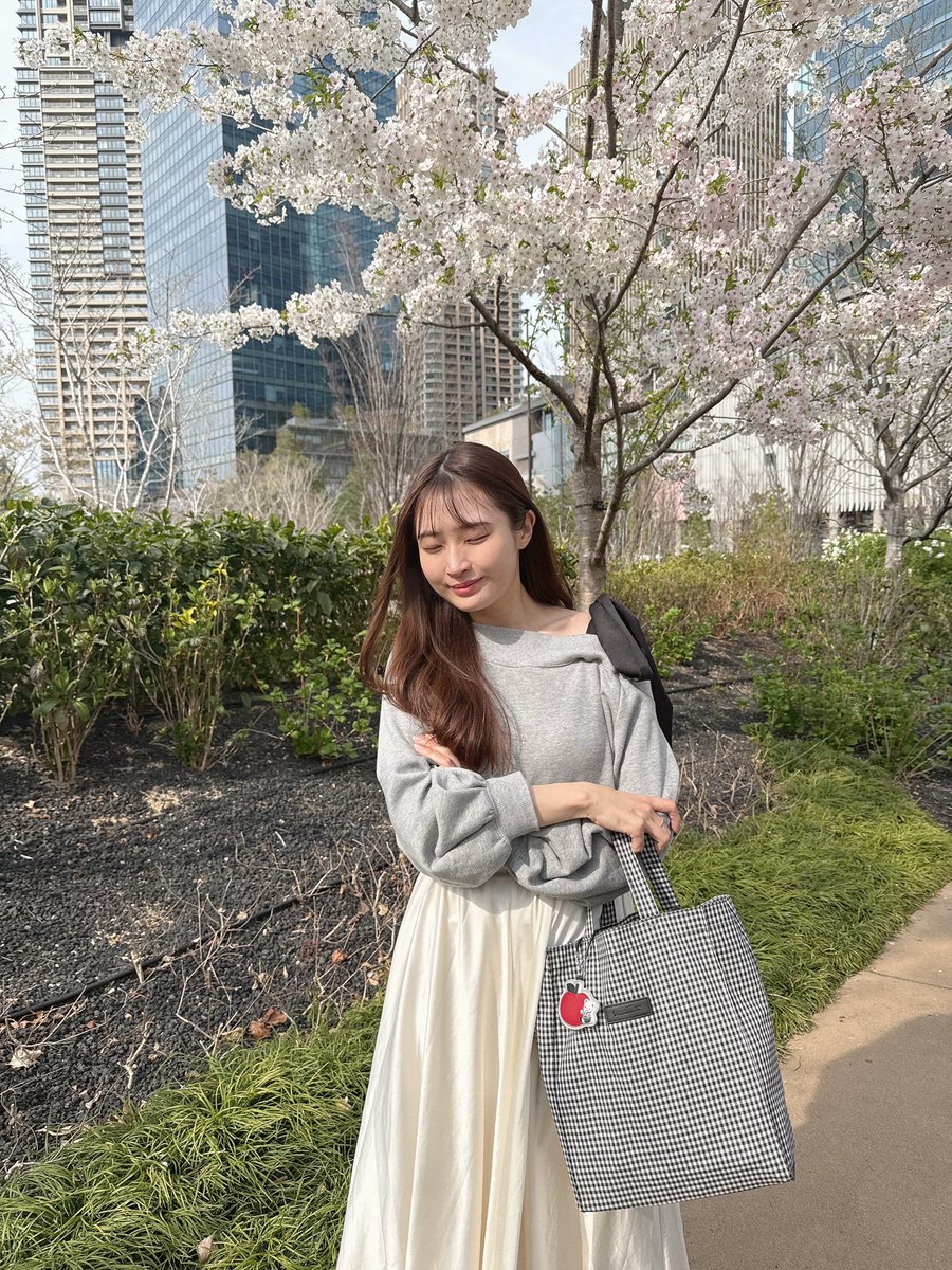 村上 文香 tweet media