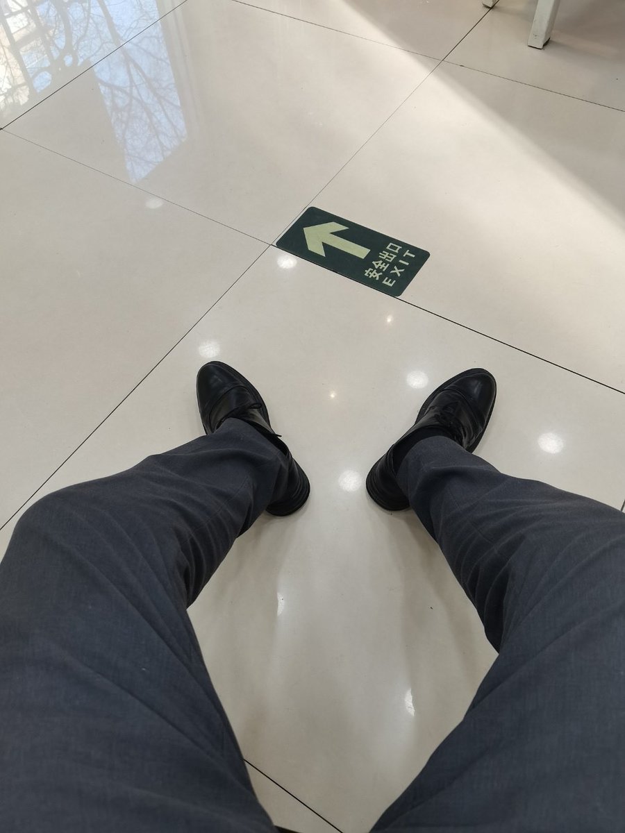 YangGD3's tweet photo. 大叔的日常1 https://t.co/p9p1zTlOmp