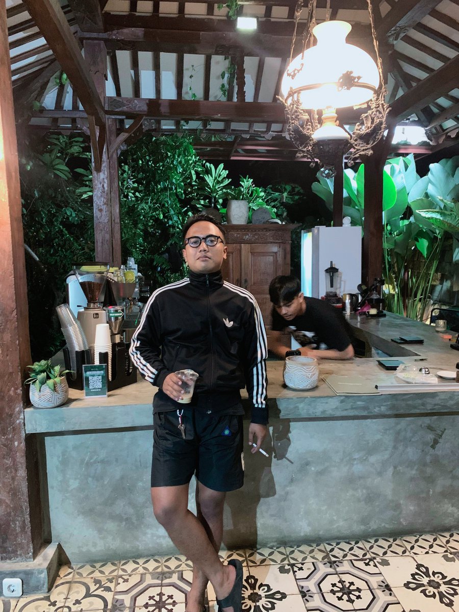 maulmigthyi tweet media