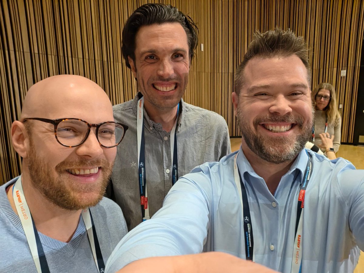 Rob Moore tweet media