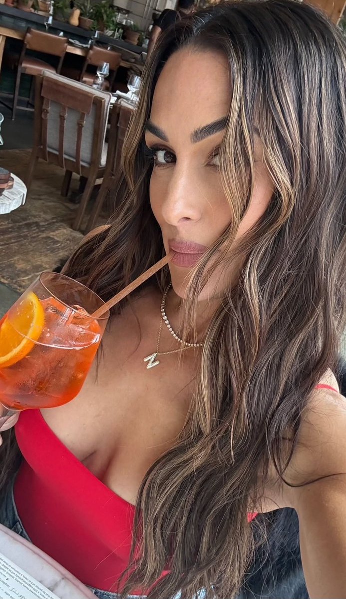 𝐂 𝐨 𝐜 𝐨 (Parody Account) tweet media