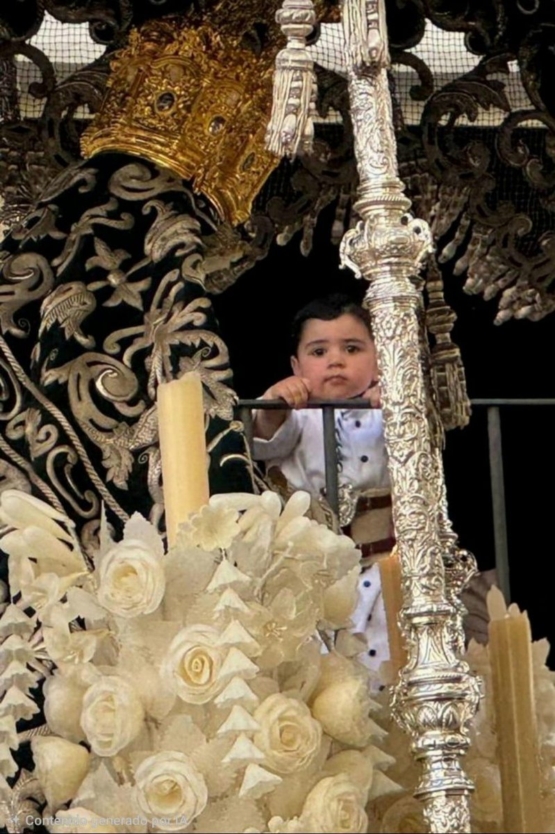 Que le estaría diciendo la Virgen para que no le quitara la mirada?
<a href="/hrdadcandelaria/">Hermandad Candelaria</a>
