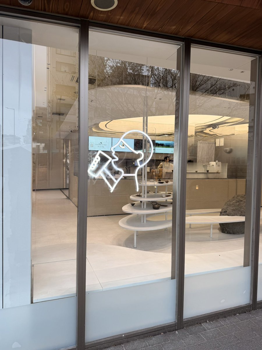 ポス子 tweet media