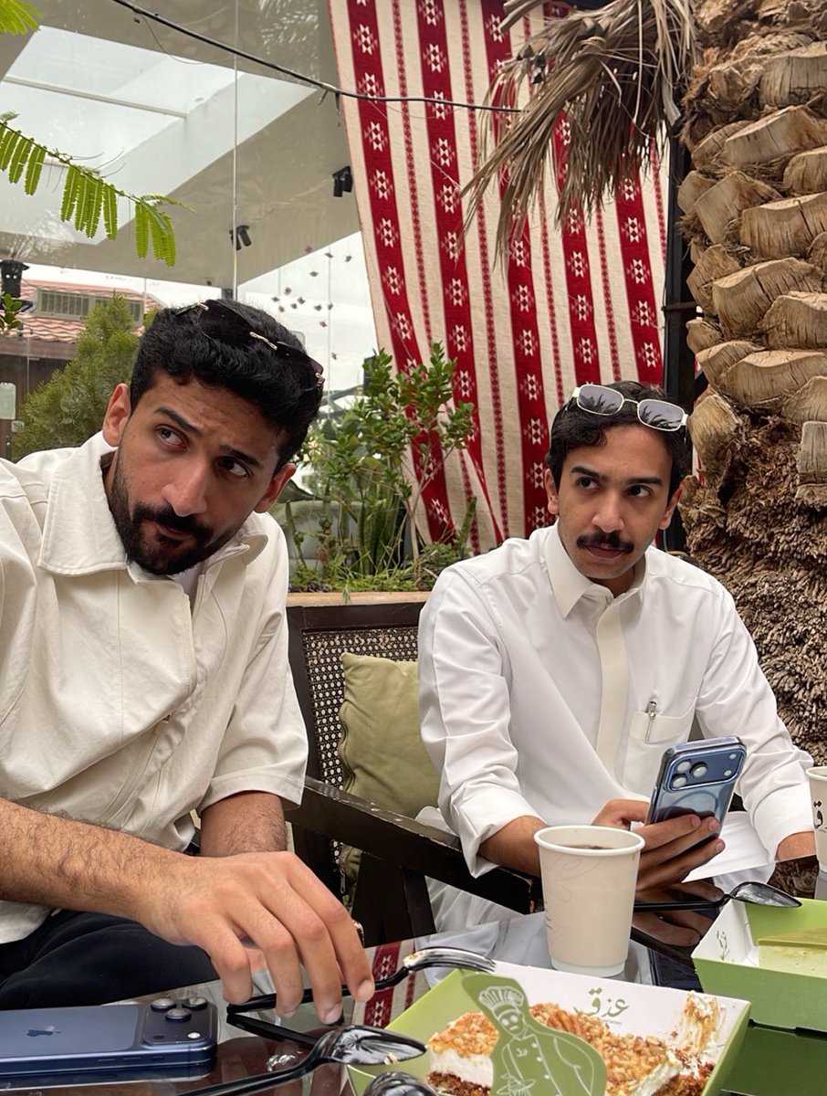 ام زكــي tweet media