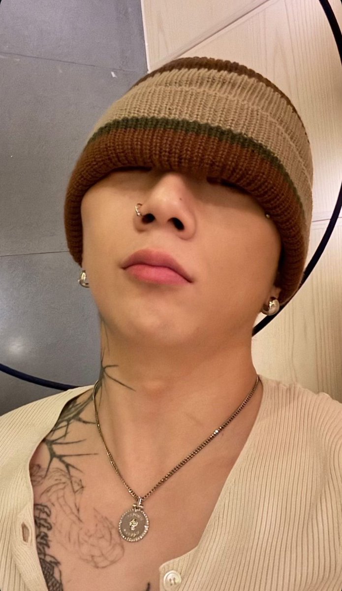 woowonjaebr's tweet image. deixam ele com a IA dele e o morango do amor 

#woo #woowonjae #우원재