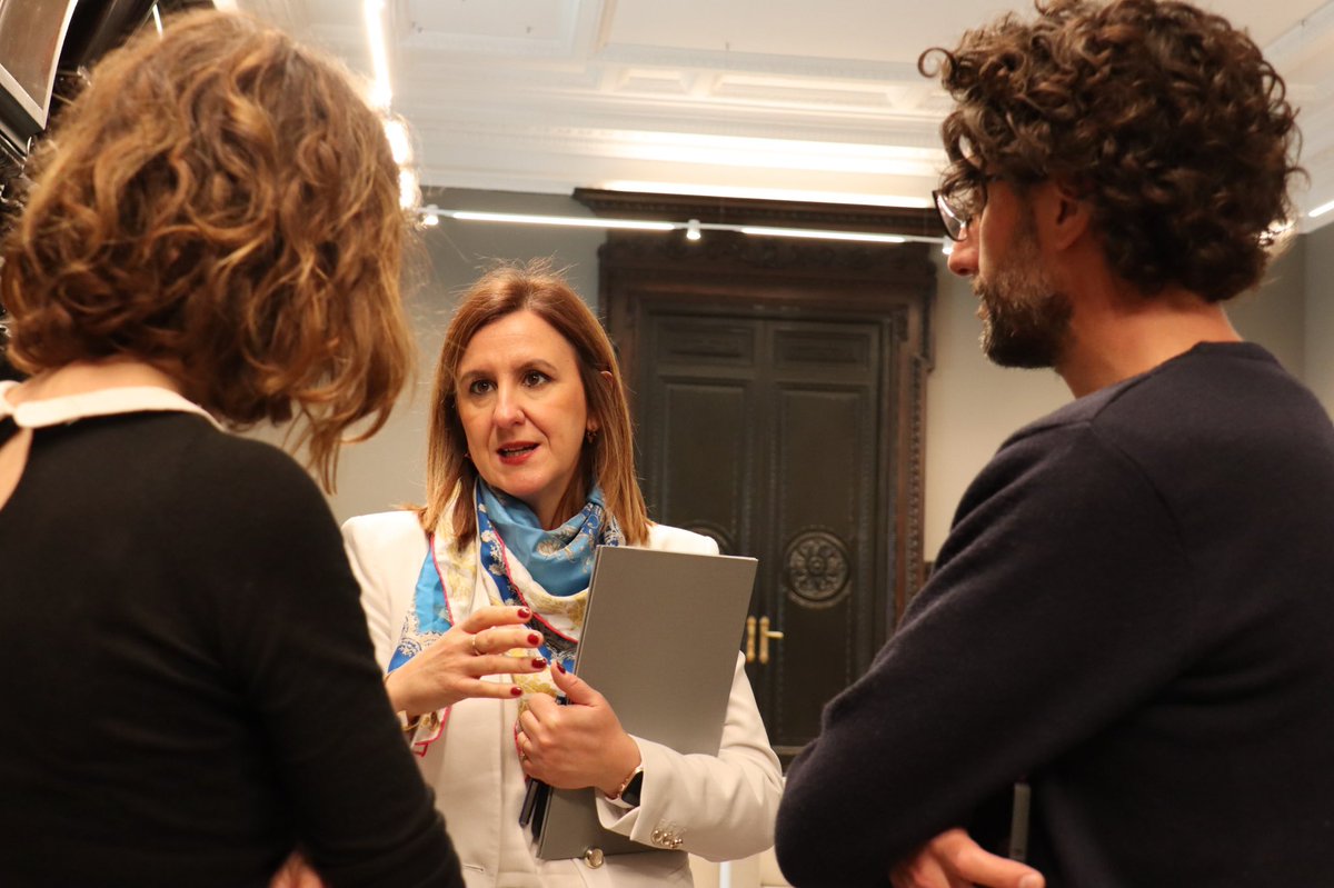 María José Catalá tweet media