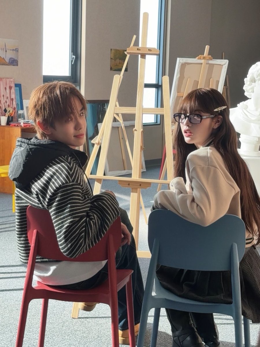 ❥eveяesт シ tweet media