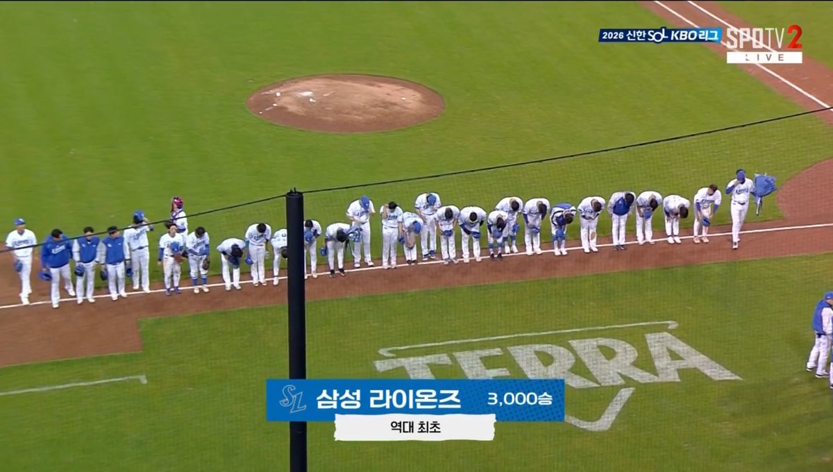 쌍딸 2호기 tweet media