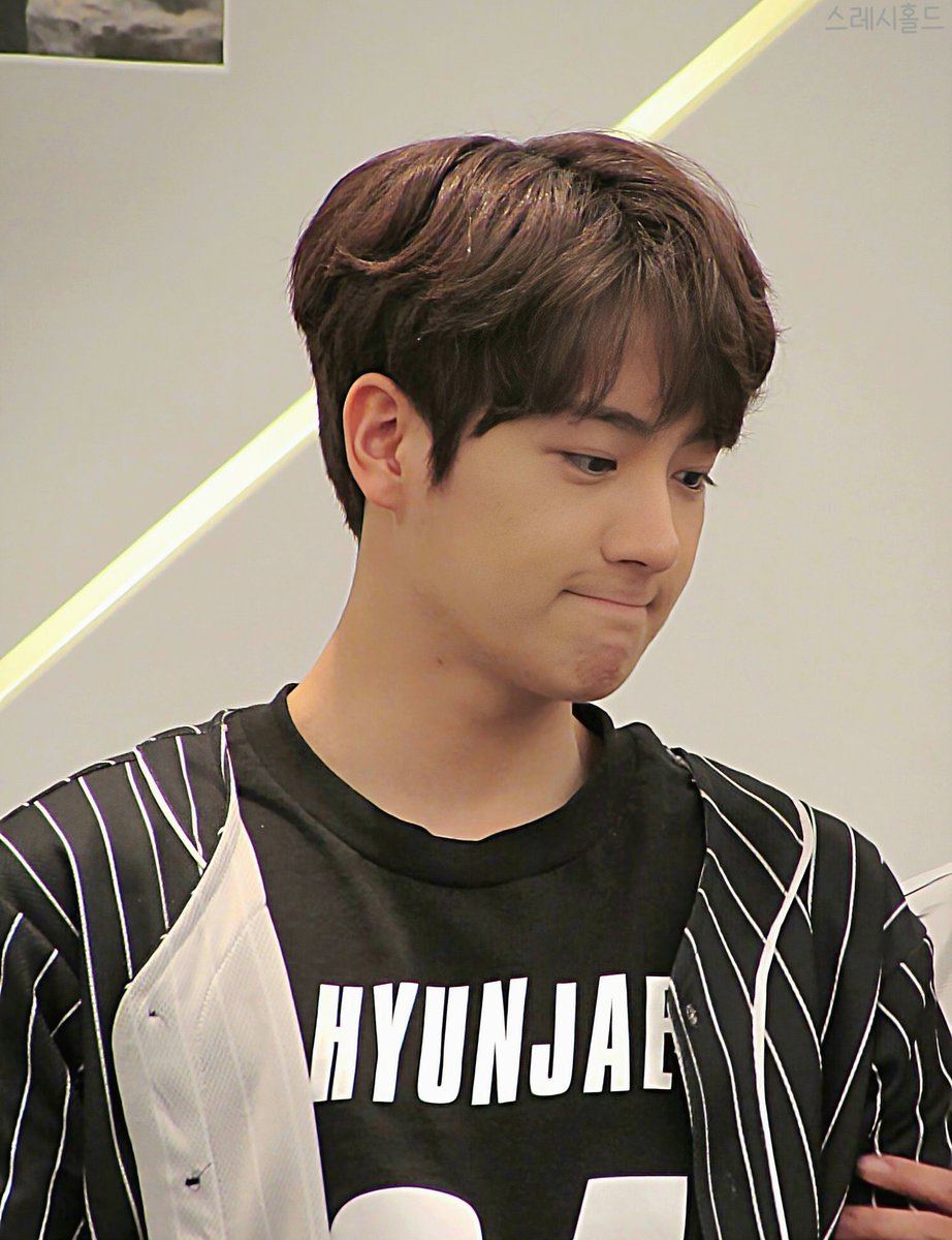 스레시홀드 tweet media