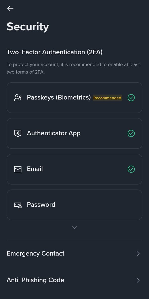KomarWing tweet media