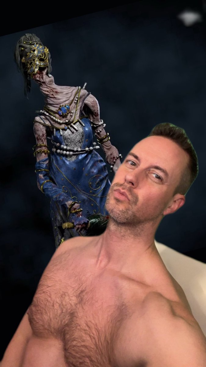 Tom Lee #OuiOuiSlay tweet media