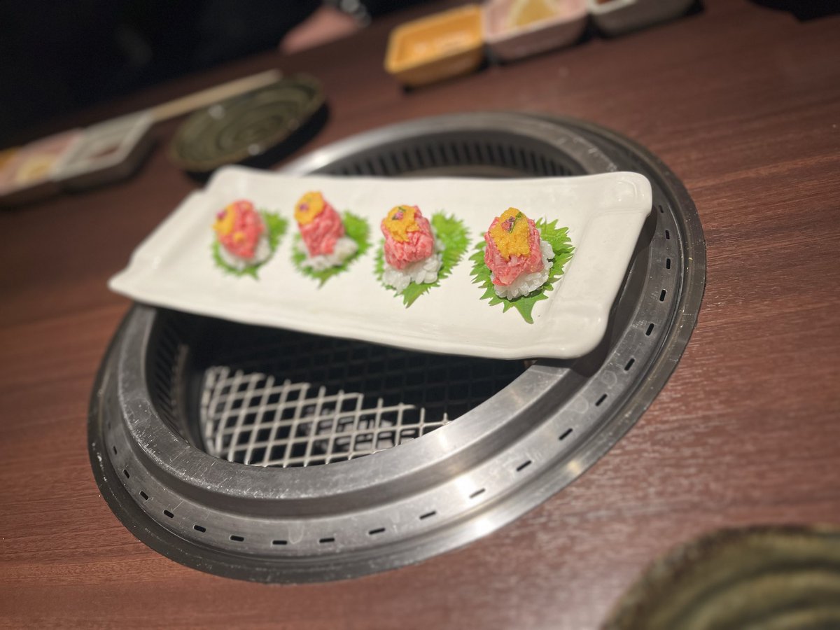 れいし tweet media