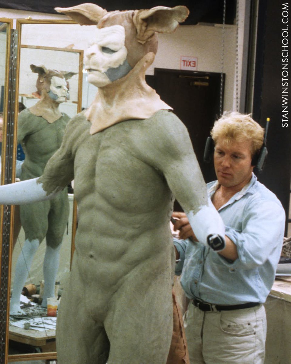 Man In Paint tweet media