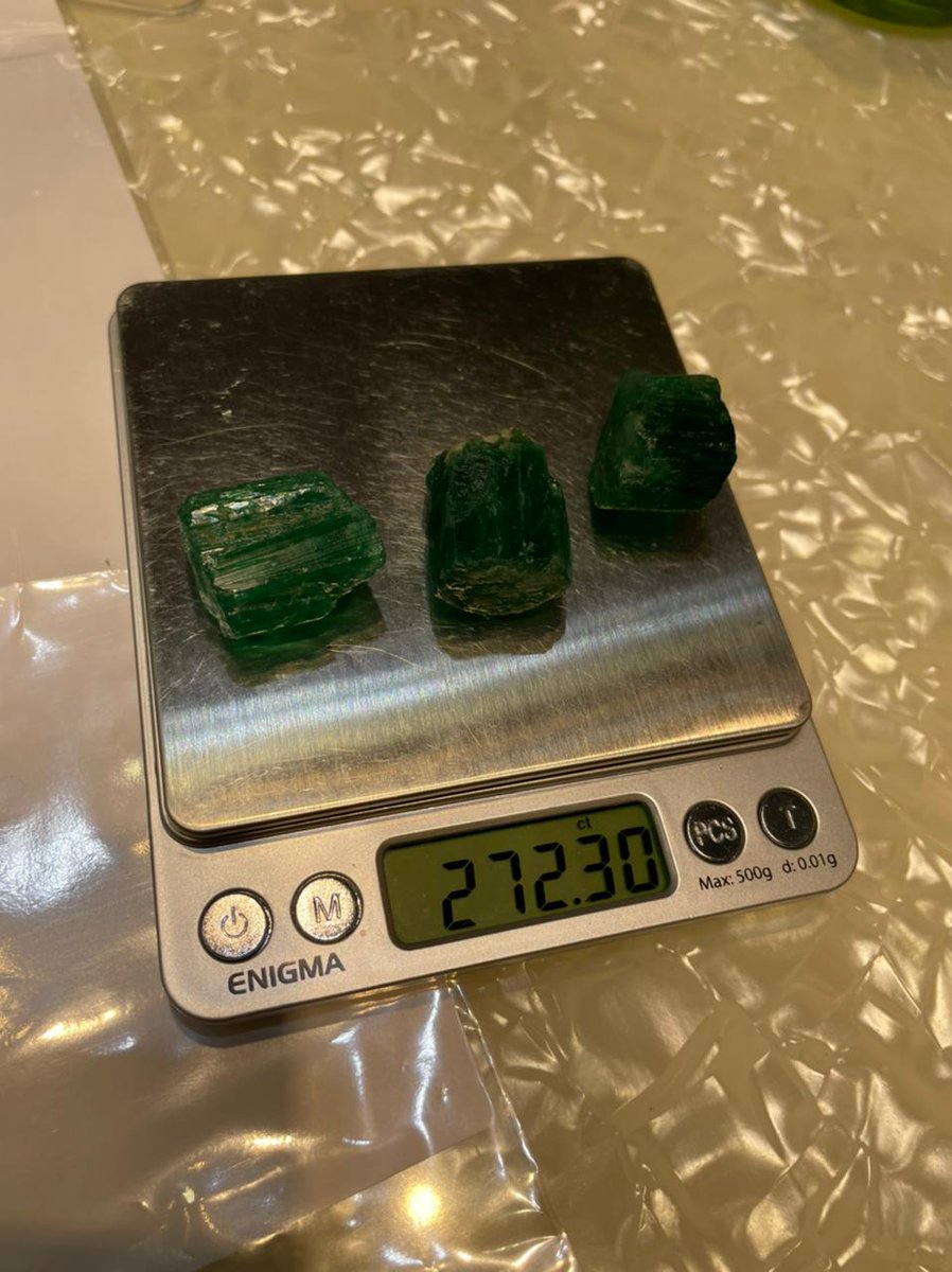 Mr.Zloback tweet media