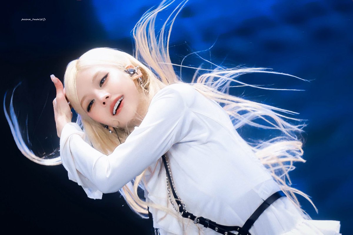 💛

#AprilFoolsDay
#YEJI #ITZY 
#예지 #있지