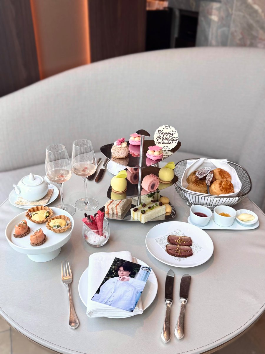 あやか tweet media