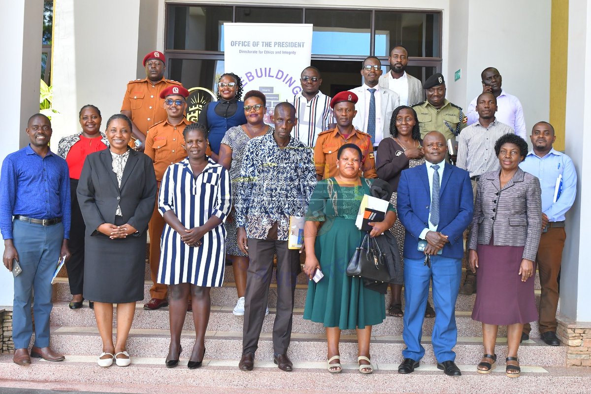 ethicsug's tweet photo. Today in Hoima we engaged stakeholders on the Draft Anti-Corruption (Confiscation and Recovery Orders) Rules.

These Rules aim to strengthen Uganda’s asset recovery framework by establishing clear procedures for confiscating proceeds of corruption. https://t.co/jB1UHaLkBb
