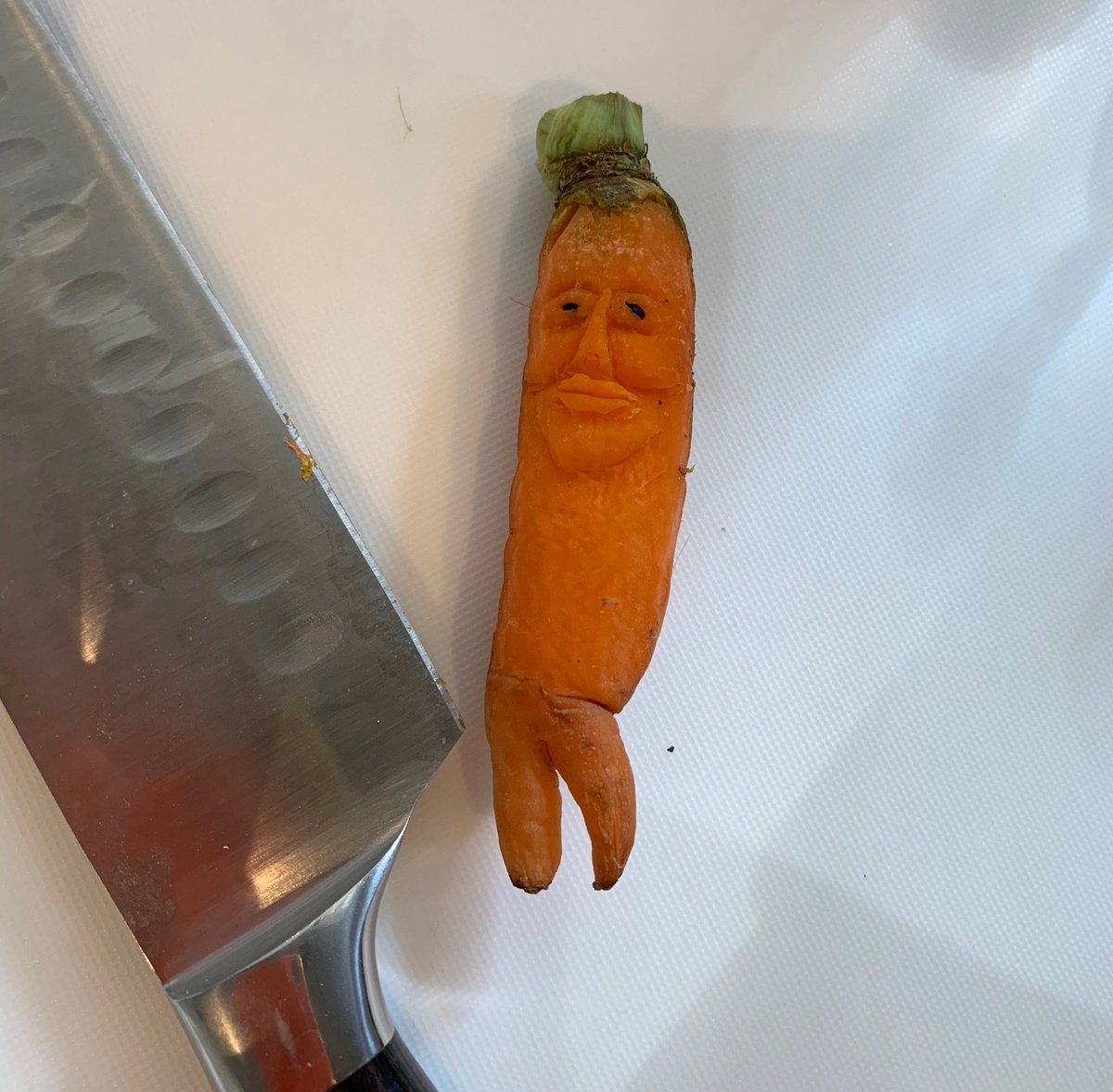 コロナ禍に暇すぎて野菜に命を吹き込んでたよ