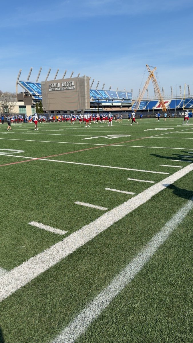 SWCHBC's tweet image. Great day visiting @KU_Football yesterday.  Thank you to the @CoachLeipold &amp;amp; the entire organization for all the hospitality. @SWCJaguarFB got better yesterday.

#GoLEFT👈🏽 #Ubuntu🤝🏽 #D1Model💪🏽