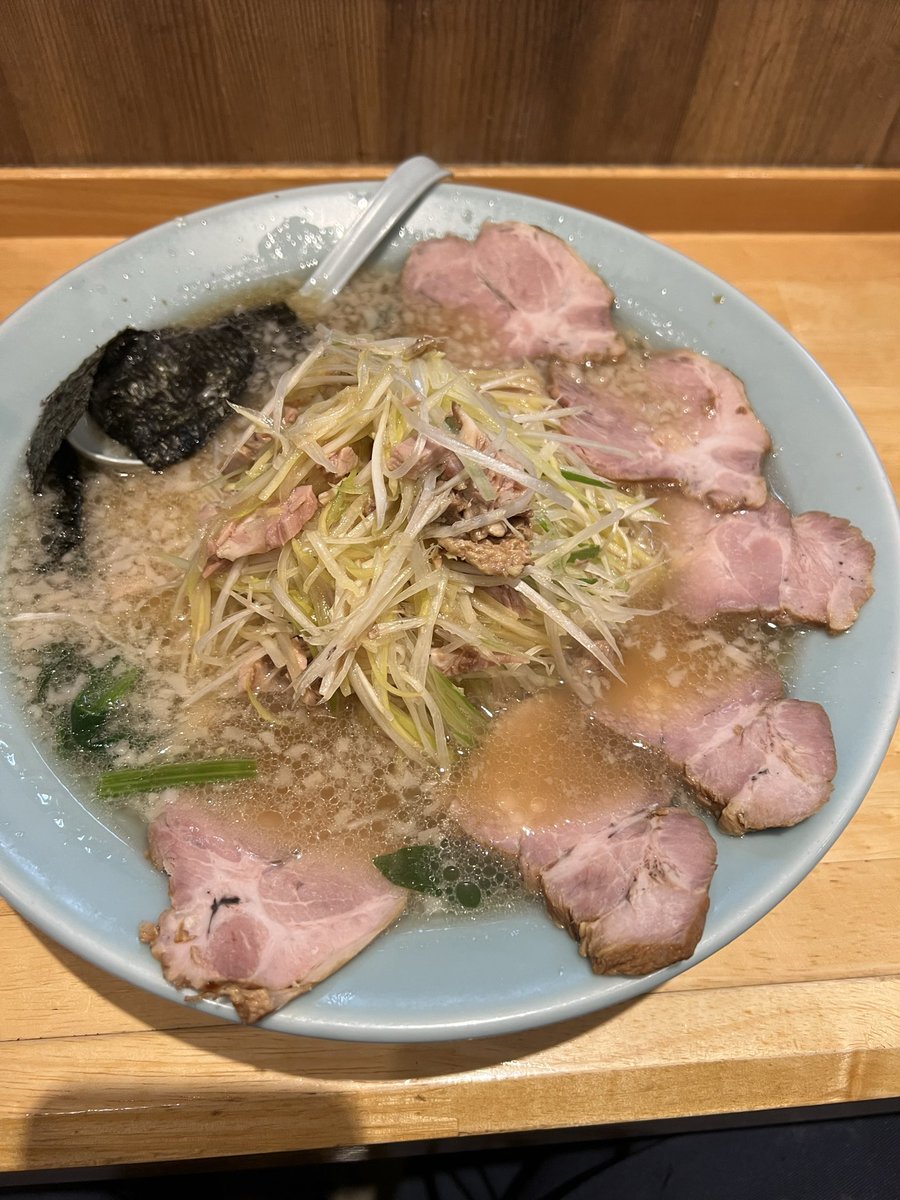 チンタマ tweet media