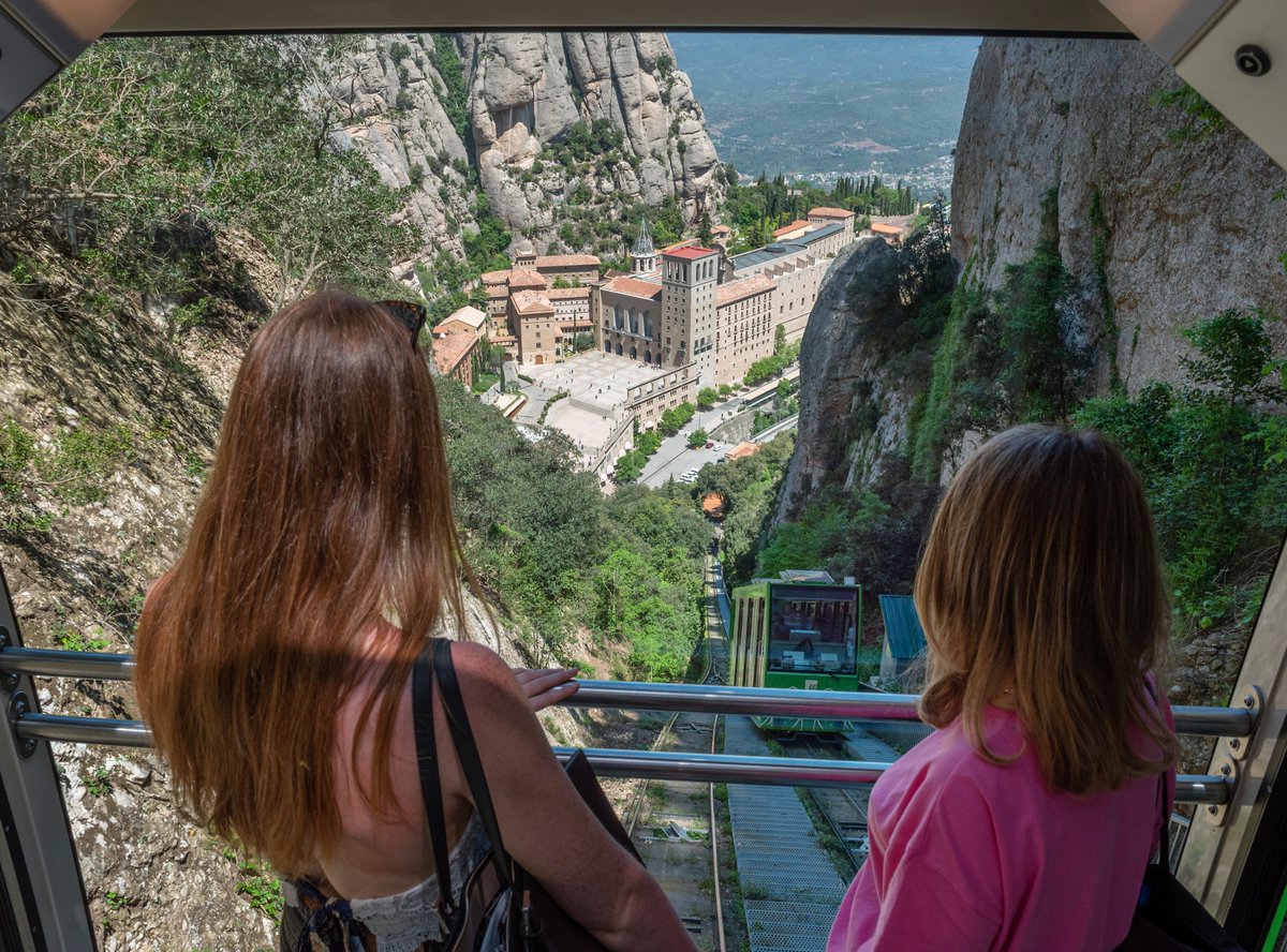 Cremallera i Funiculars de Montserrat tweet media