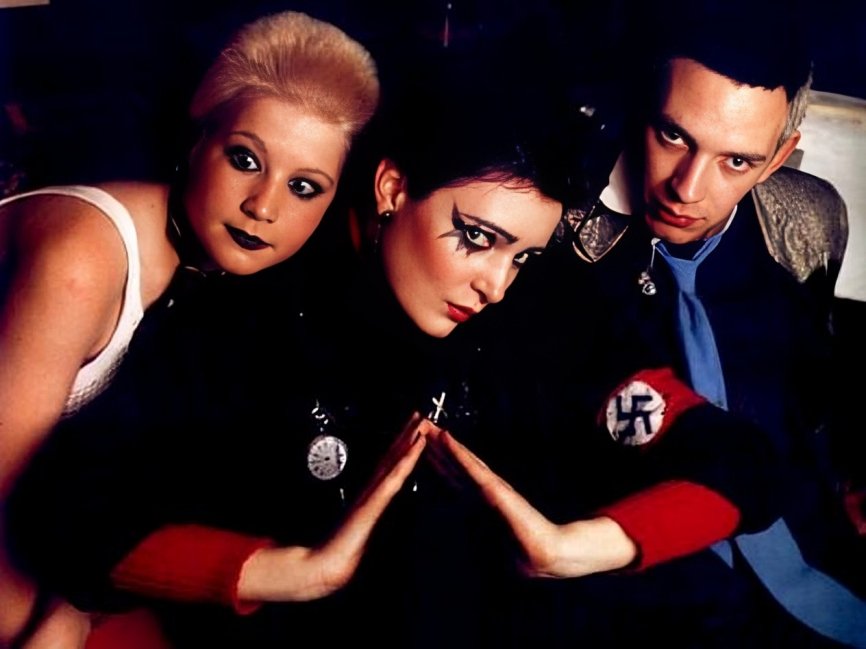 𝖕𝖆𝖕𝖆𝖓𝖉𝖆𝖛 tweet media