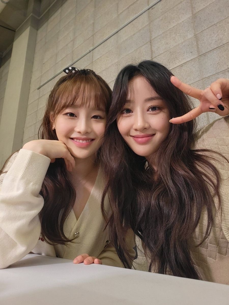 bisexual hoop earrings seokminᢉ𐭩 tweet media